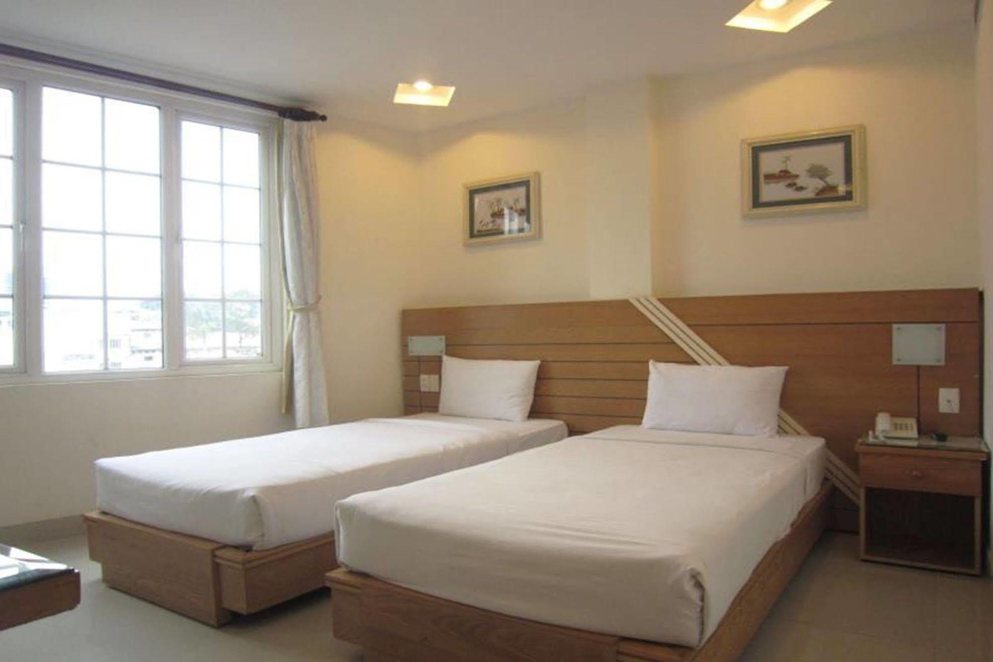 Song Anh Hotel 1 Ho Chi Minh City Exterior photo